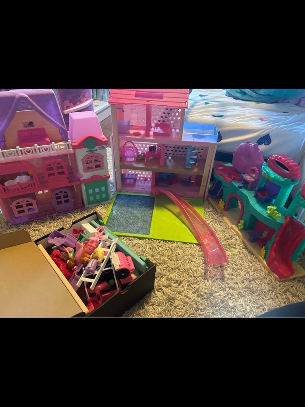 Lot of 3 playhouse sets for kids